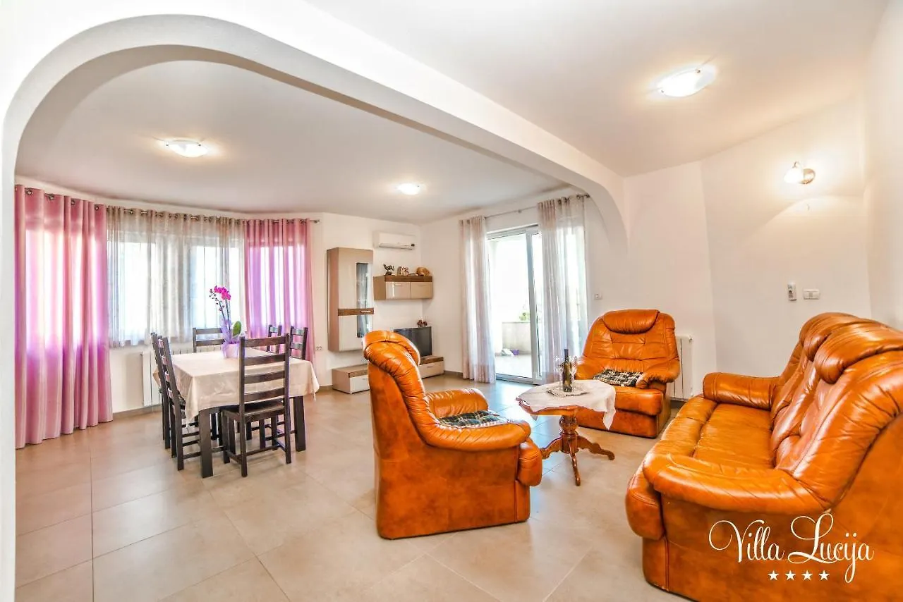Villa Lucija Pula Apartament
